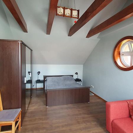 Apartamenty Walowa 11 レシュノ エクステリア 写真