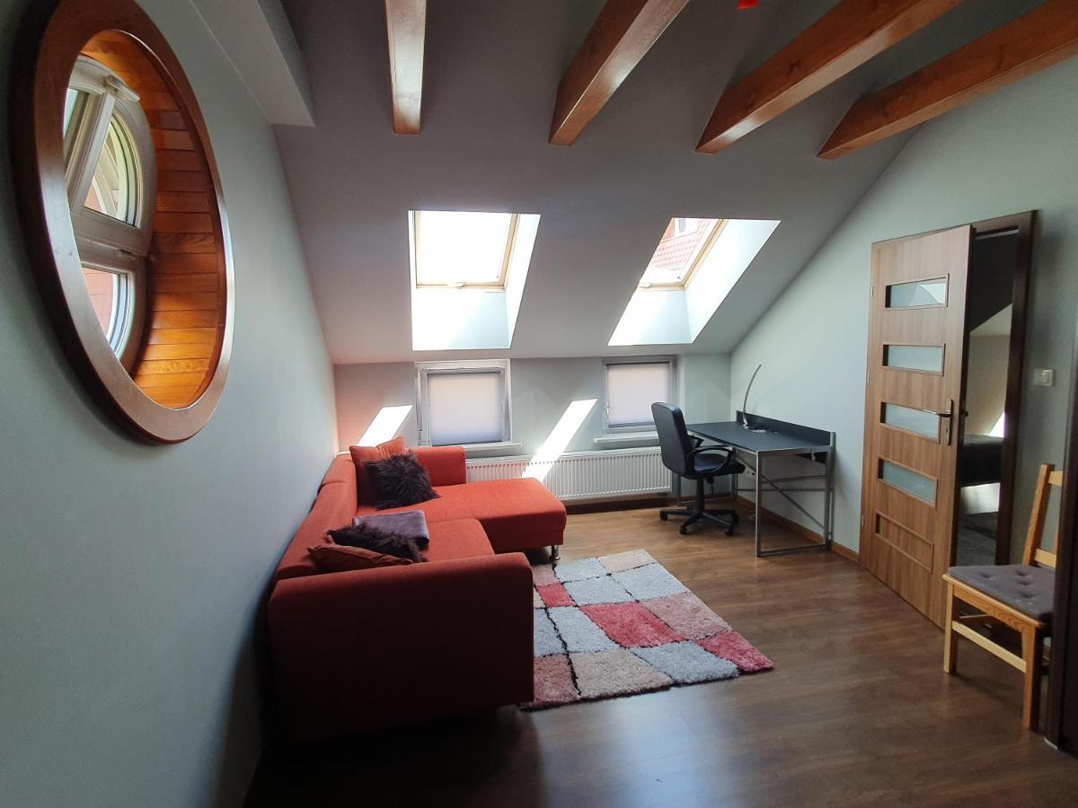 Apartamenty Walowa 11 レシュノ エクステリア 写真